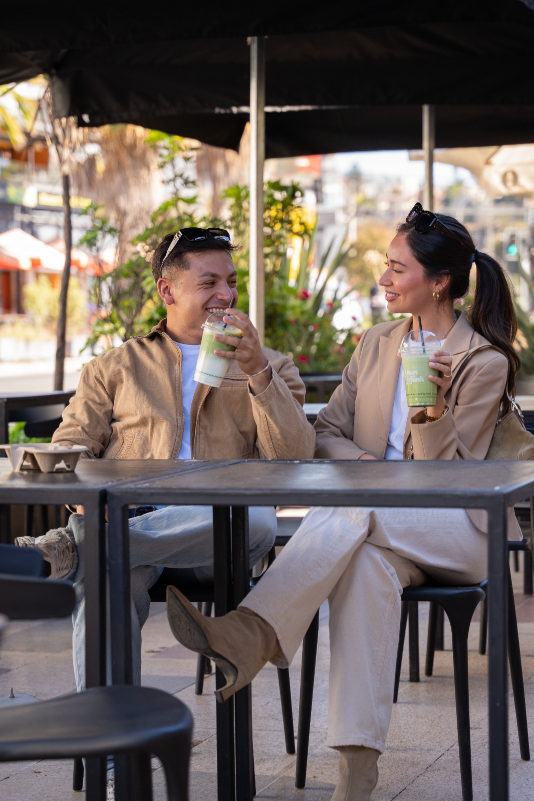 Pareja con matcha Fast Not Junk